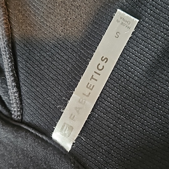 Fabletics Kimmy perfomance jacket - Picture 15 of 16